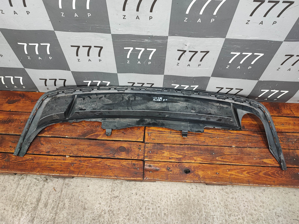 Юбка заднего бампера Volkswagen Passat B7 11-15 Б/У Оригинал 3AE807521