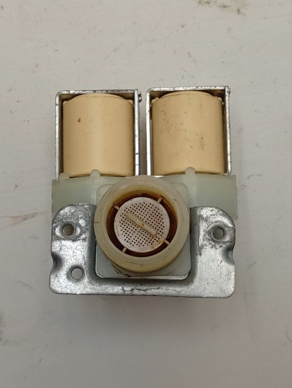 F1068SD кт11 Клапан подачи воды для стиральной машины LG 5220FR1251E б/у