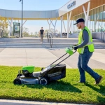 Аккумуляторная газонокосилка Greenworks LM221SK5 82В (1 x 5 Ач, Быстрое ЗУ) нож 56 см, 2519407UBF