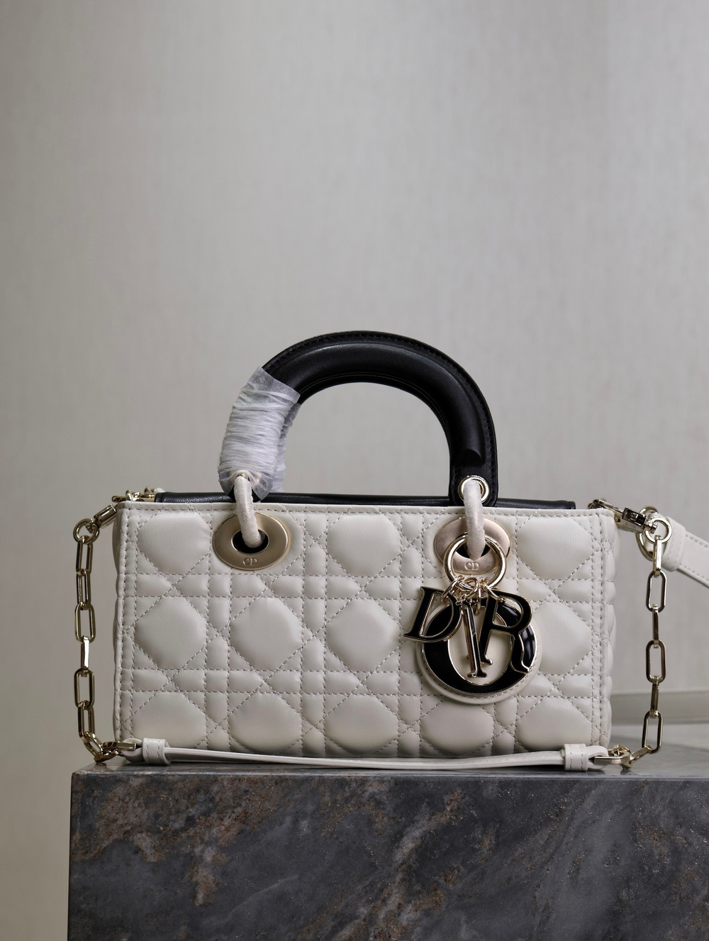 Christian Dior Lady D-Joy Bag 22 cm