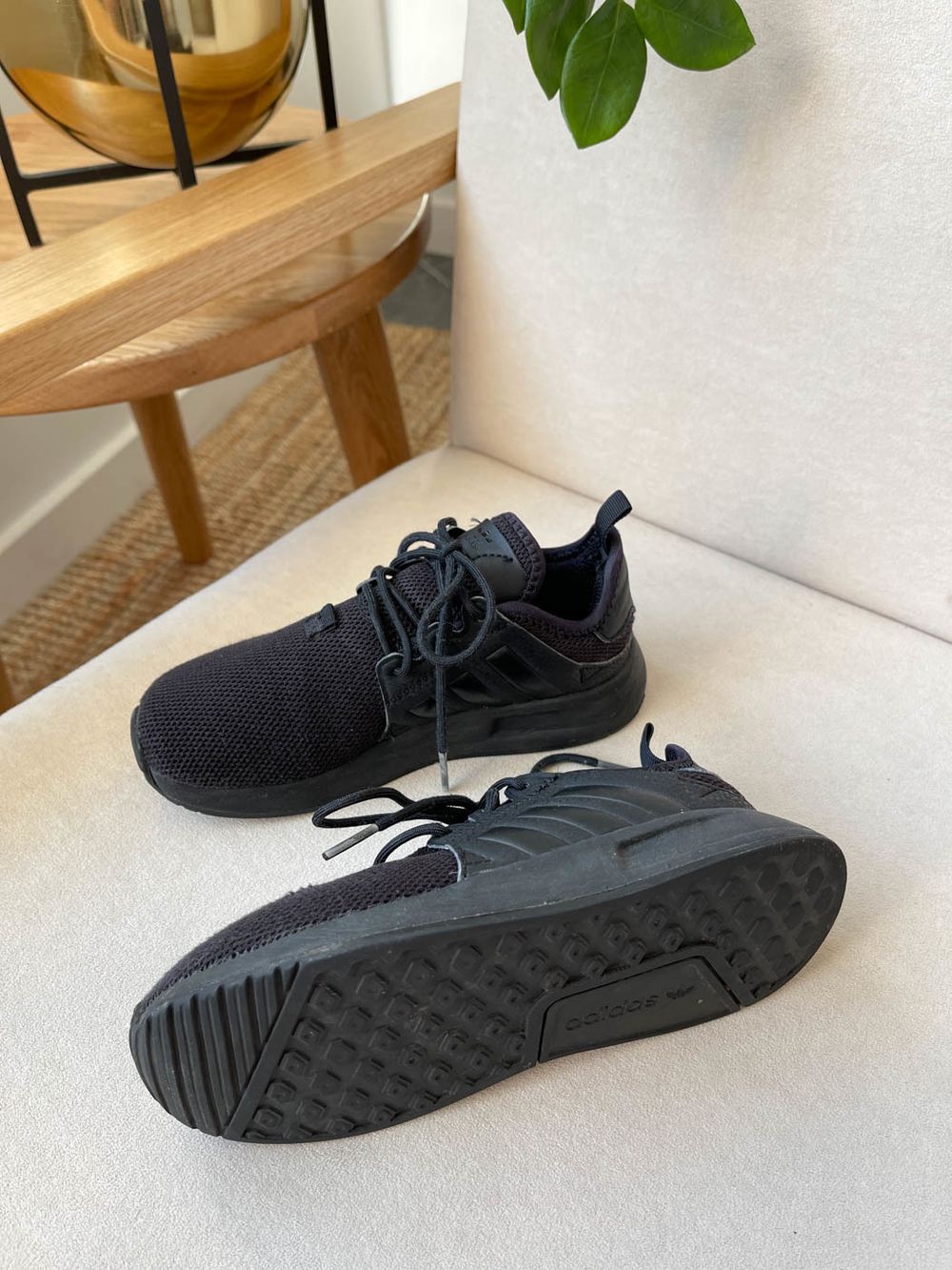 Кроссовки Adidas