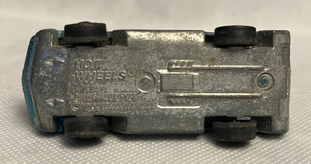 Hot Wheels Redline Tow Truck (Blue) (1970)