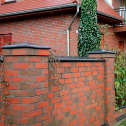 Колпак для забора С38 (380х380 мм) вишневый