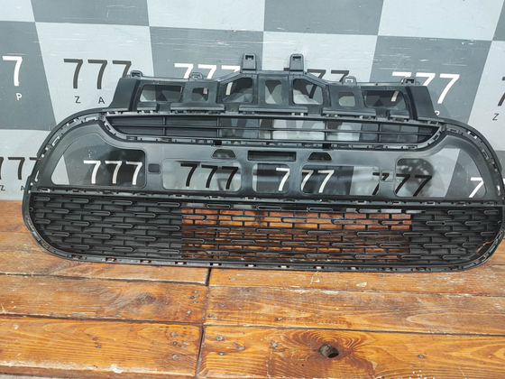Решетка переднего бампера Kia Picanto 3 (JA) 17-нв Б/У Оригинал 86562G6010