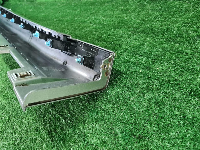 Накладка порога левая Hyundai I40 1 DF (2012-2019)