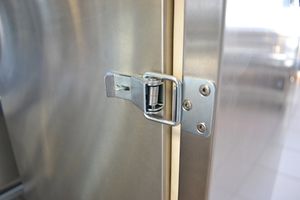 Коптильный шкаф КШ-4 ( горячее копчение, 4 уровня)