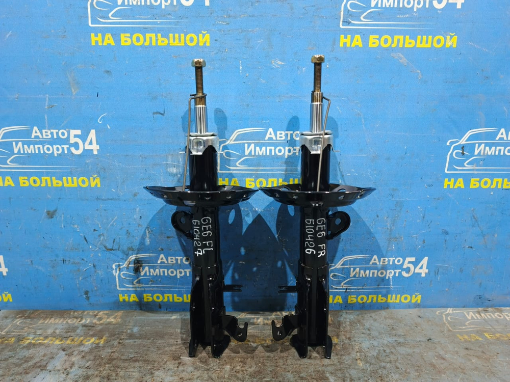 Стойка передняя левая Honda FIT 2007-2013
