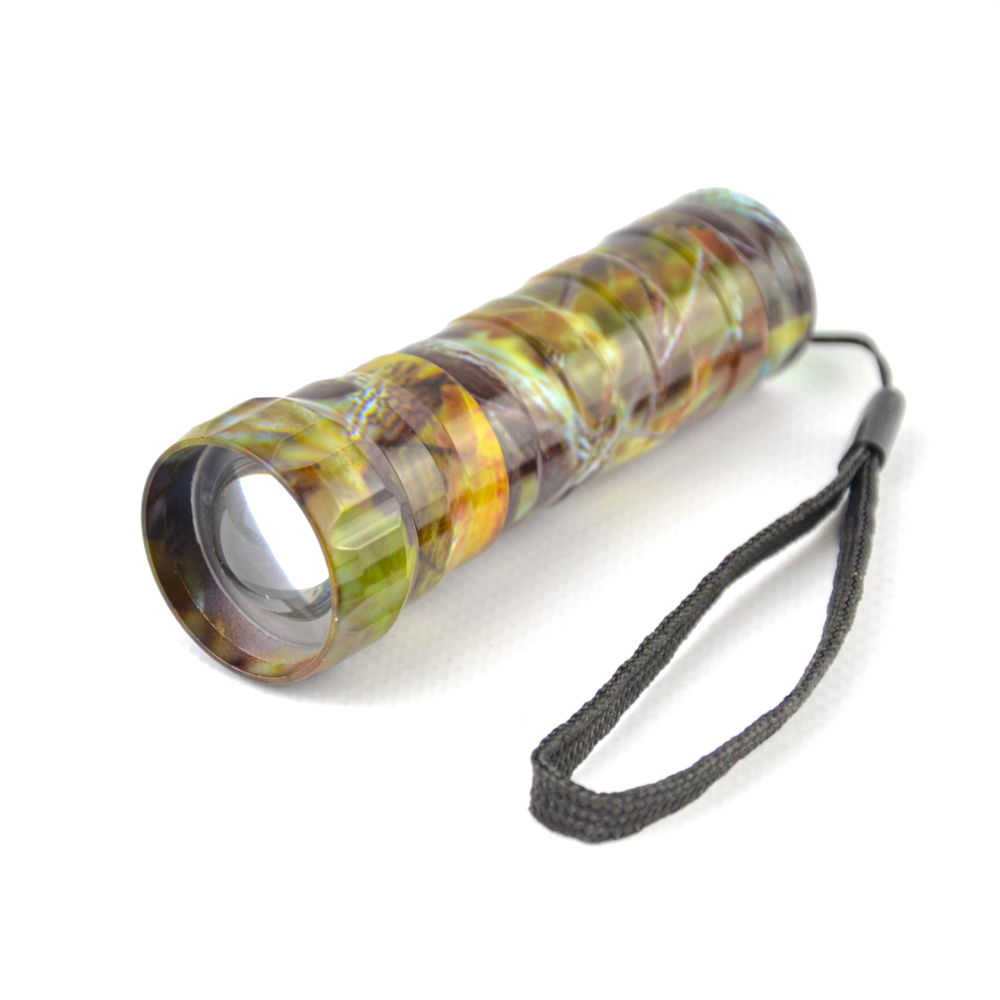 Ручной фонарь BL-B18