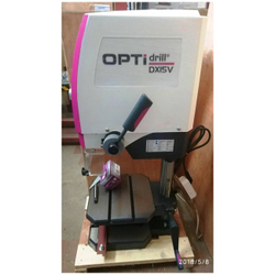 Настольный сверлильный станок Optimum OPTIdrill DX15V