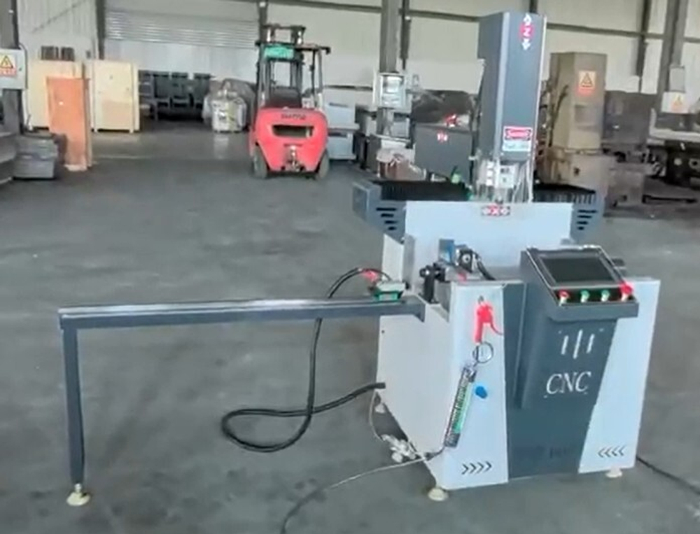 Фрезерный станок с ЧПУ для обработки алюминия CNC-600
