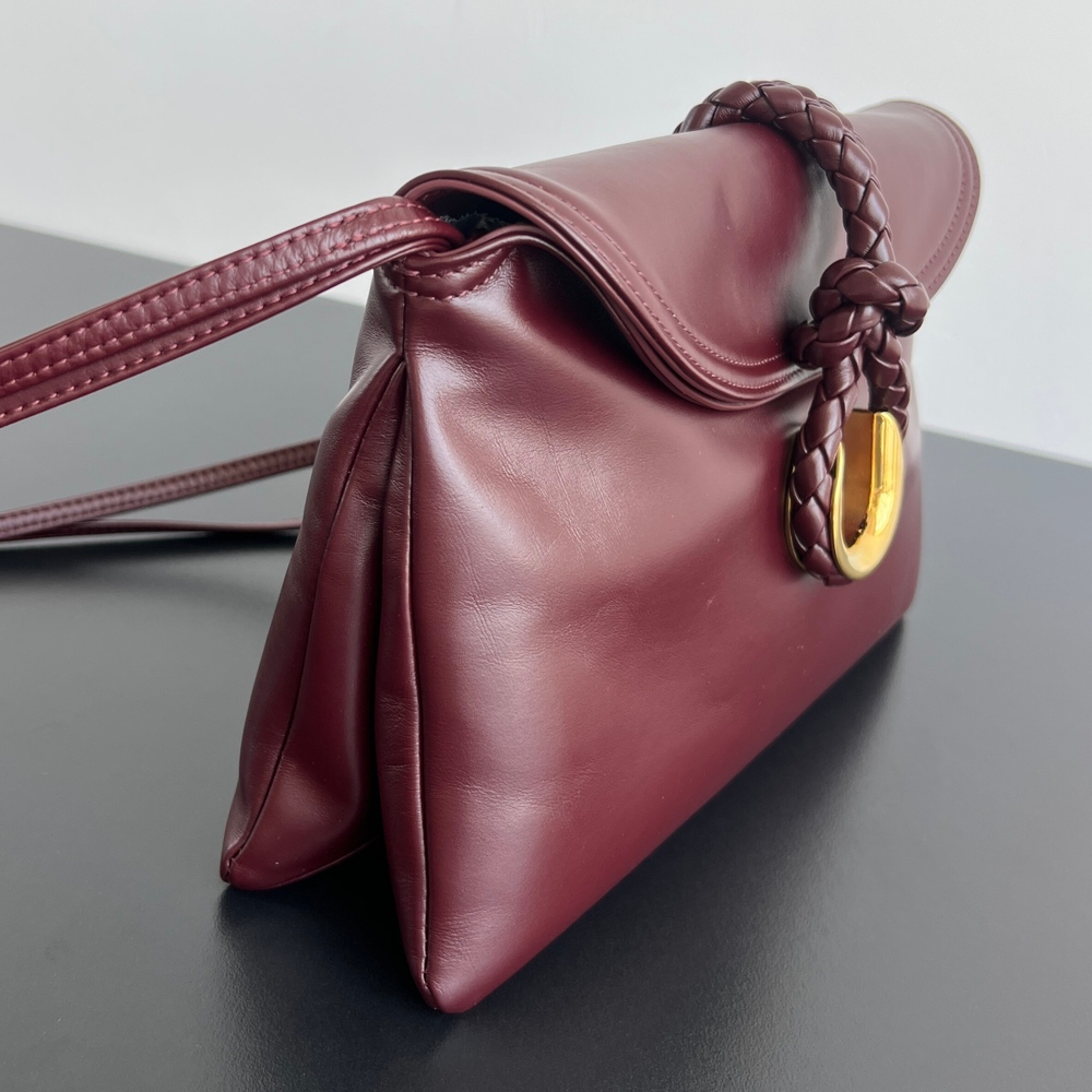 Bottega Veneta Small Liberta 27 cm