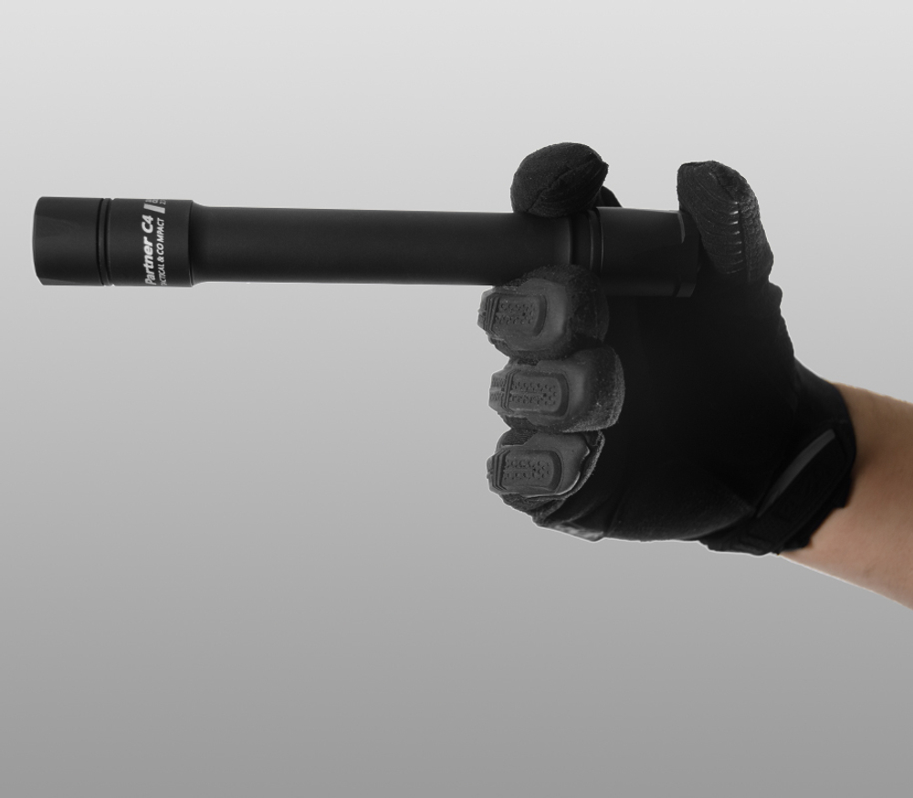 Тактический фонарь Armytek Partner C4 (тёплый свет)