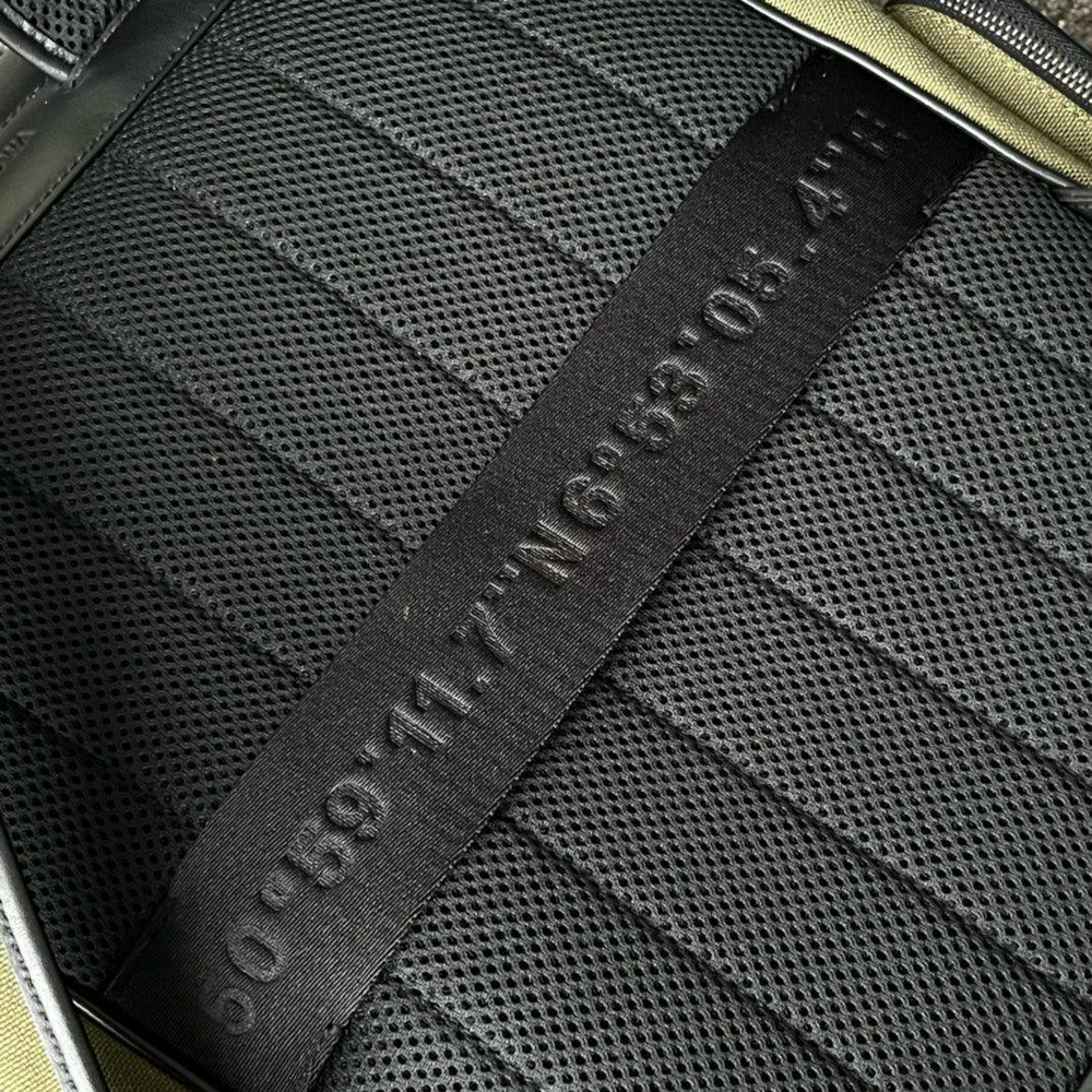 Рюкзак Rimowa