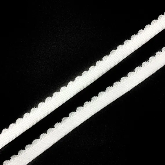 Резинка отделочная белая 12 мм  (цв. 001), 605/12