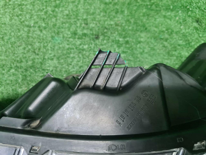 Фара левая Nissan Qashqai 2 j11 2017-2023 галоген