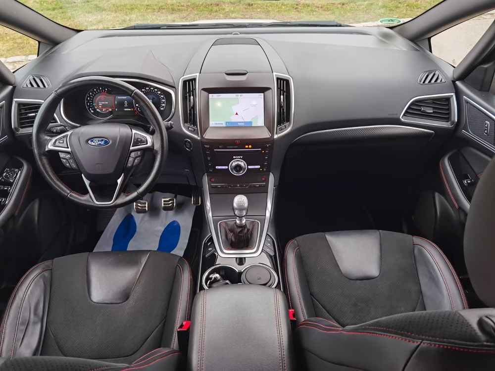 Ford S-Max ST-Line