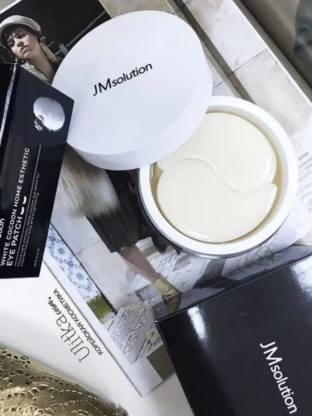 Гидрогелевые патчи с протеинами шёлка JMsolution Silky Cocoon Home Esthetic Eye Patch (60шт)