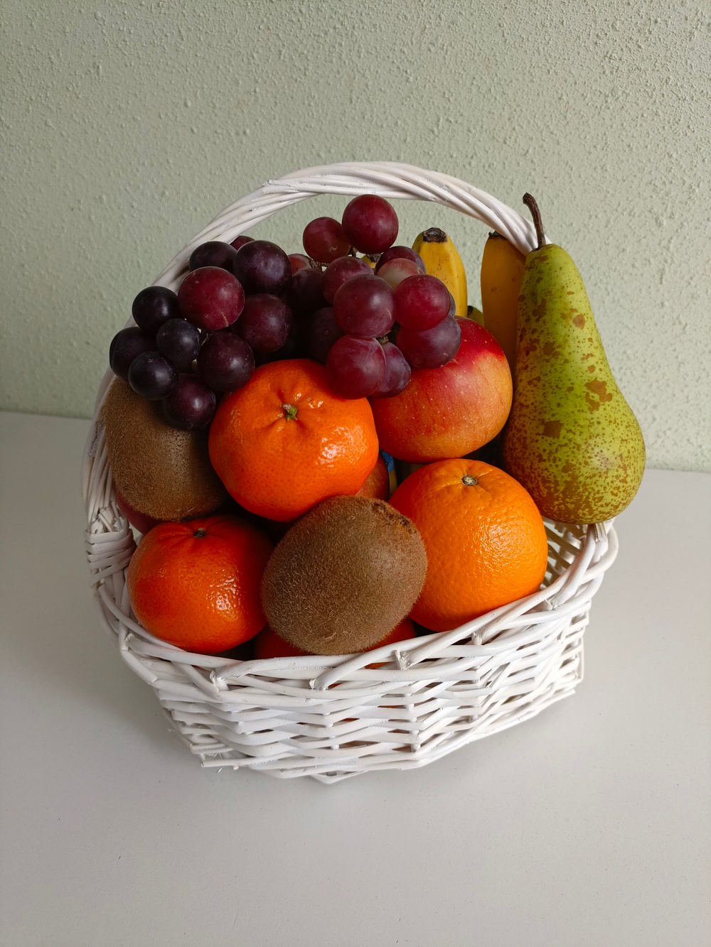 Фруктовая корзина "Ассорти"