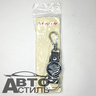 Брелок для ключей Кожа  СУЗУКИ SUZUKI  Хлястик с металл эмблемой с 2ным карабином