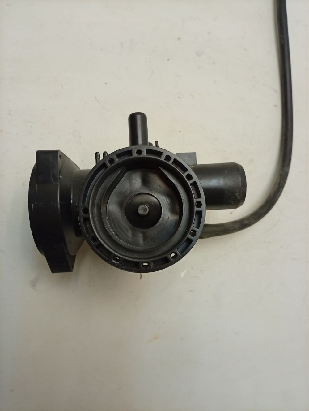 F12U2HCS2 кт15 Корпус сливного насоса (улитка) стиральной машины LG 3108ER1001 б/у