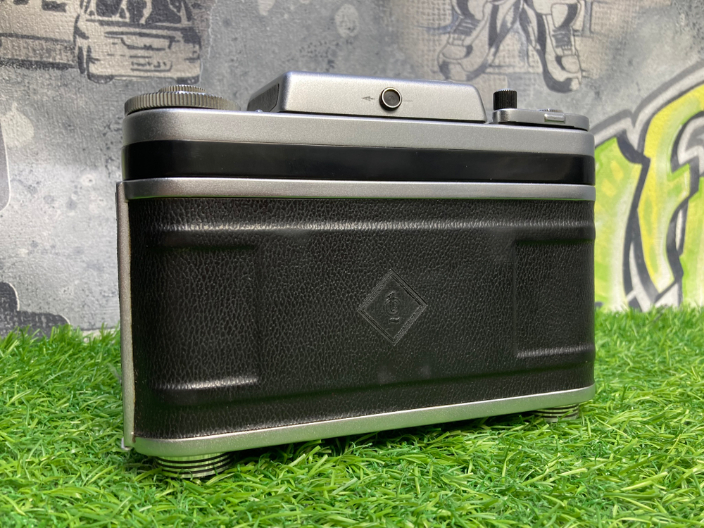 Pentacon Six TL MC Biometar 2.8/80