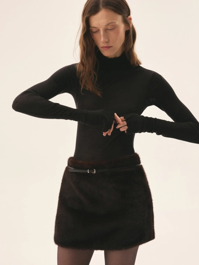 Меховая юбка мини
