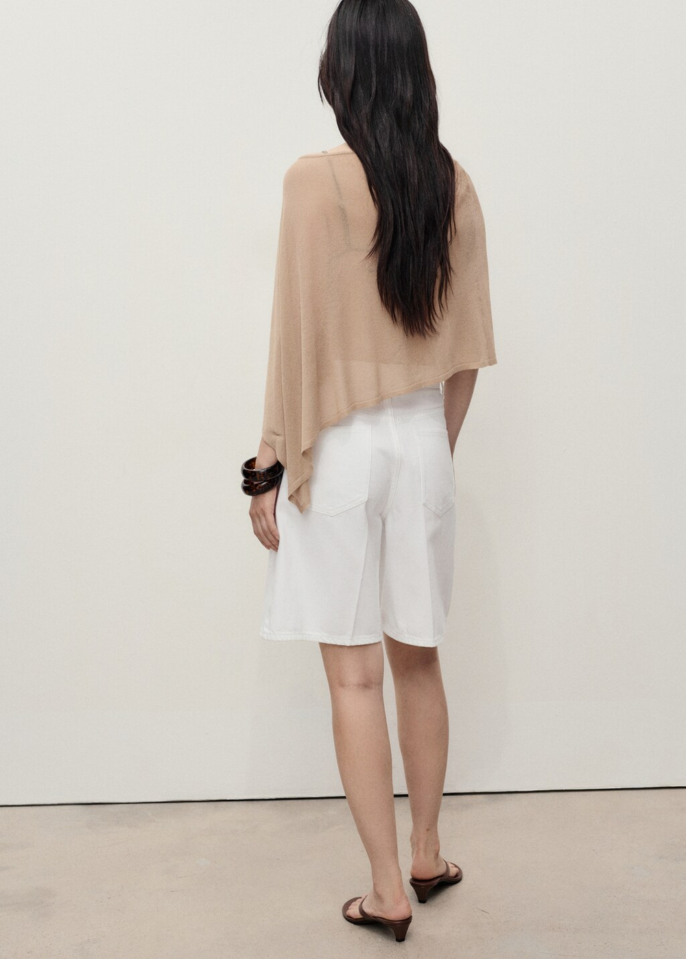 Прямые джинсовые бермуды с высокой посадкой