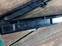 Подсветка левой подножки Mercedes GLE (C292) 15-19 Б/У Оригинал A1669060901