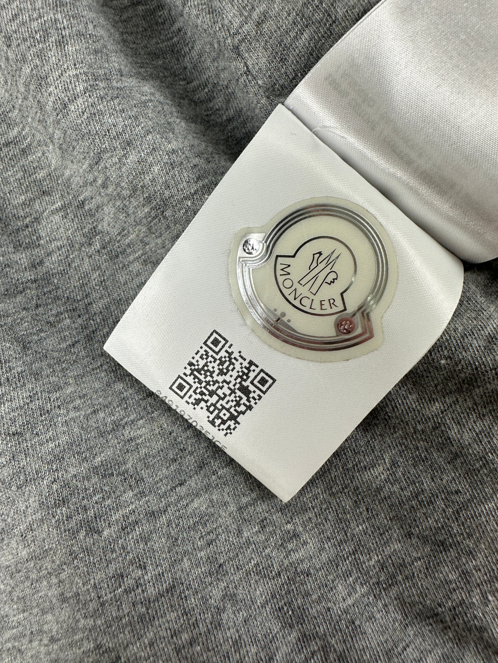 Костюм Moncler