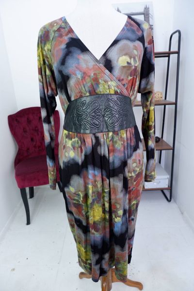 60 новинок понедельника: Marella, Strellson, Снежная королева, Ann Taylor, Lime, Kattana spirit, Benetton и другие бренды