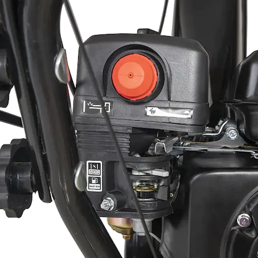 HUTER SGC 4100LX бензиновый снегоуборщик 7 л.с, ковш 68 см, выброс 15 м, 6 вперед/2 назад 70/7/26