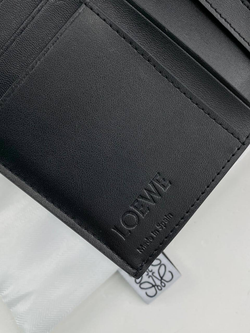 Кошелёк Loewe