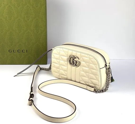 Женская сумка на плечо Gucci GG Marmont маленького размера белый