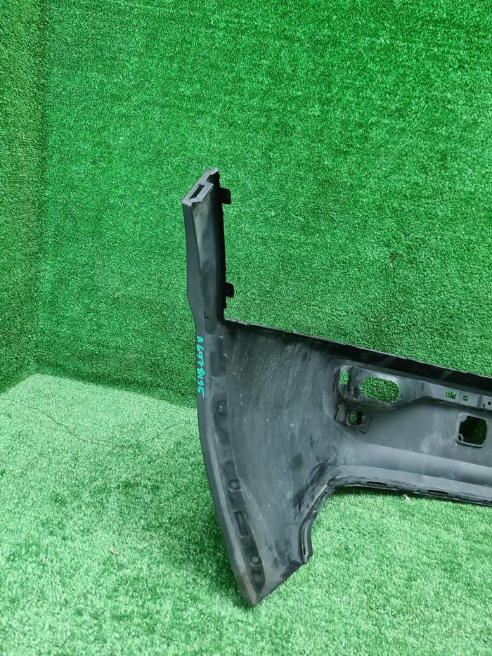 Бампер задний Volvo XC40 (2017-2022)