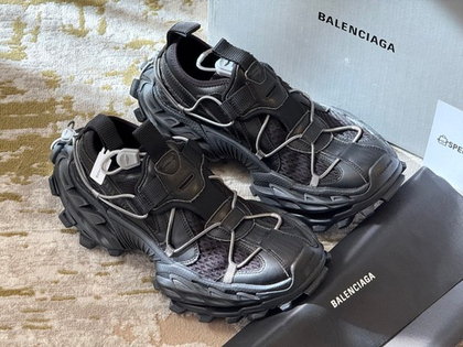 Balenciaga Hike Sneaker in Black