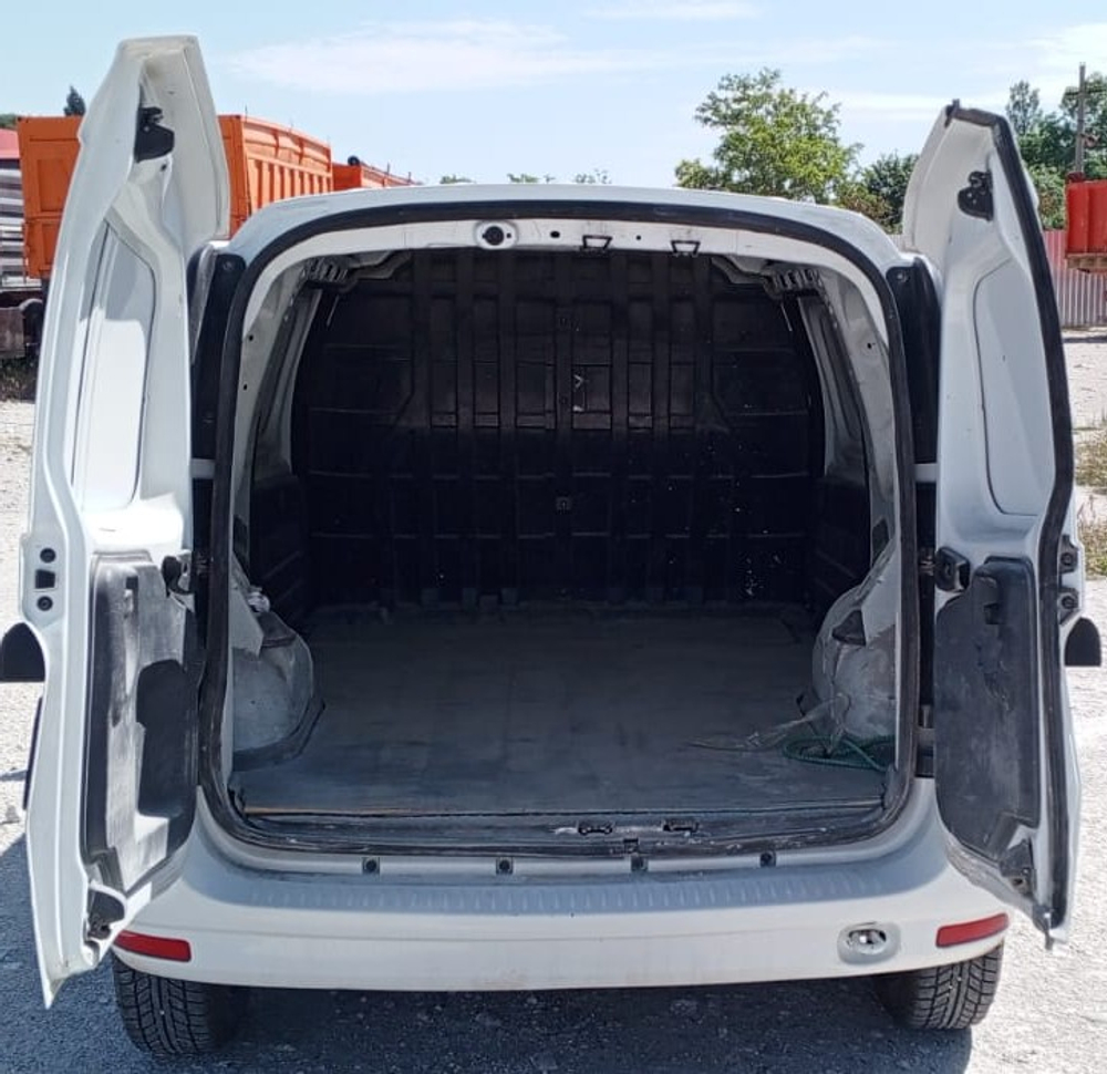 LADA LARGUS Comfort 5 мест 1.6 90hp 5MT