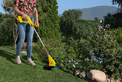 Аккумуляторный триммер для стрижки газона LTR 18-25 Battery