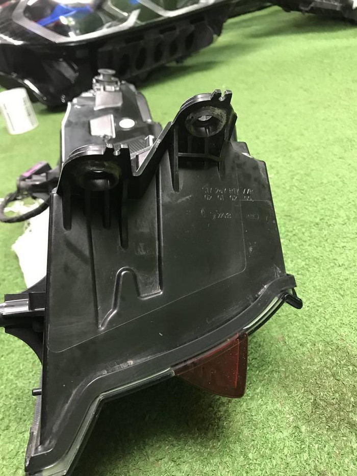 Фонарь правый внешний Porsche Macan 95b (18-нв)