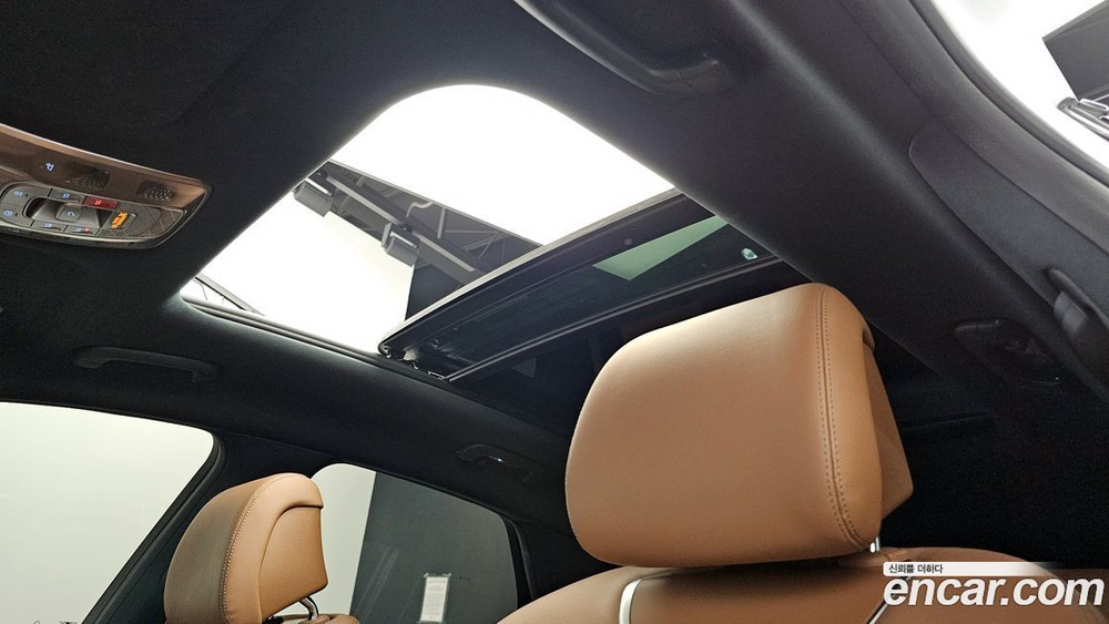 Genesis GV70 2.5T Бензин AWD (01.2022)