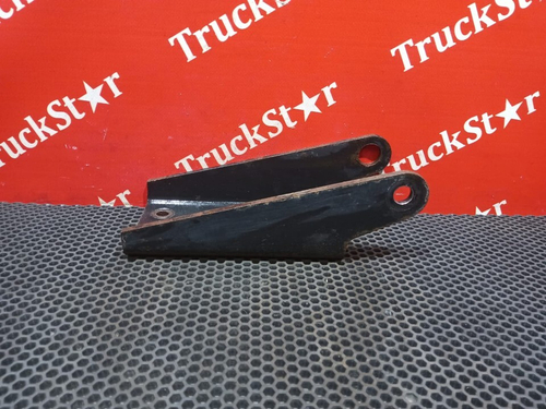 Кронштейн амортизатора переднего 2018г