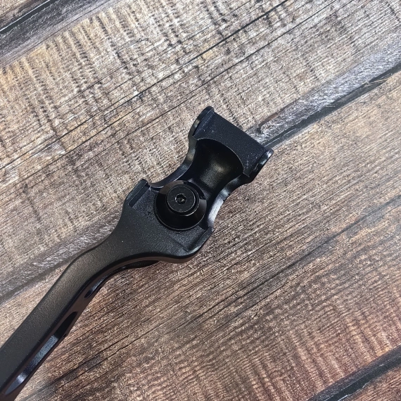 Рукоять для Спортивного лука F185 Пантера (черный)