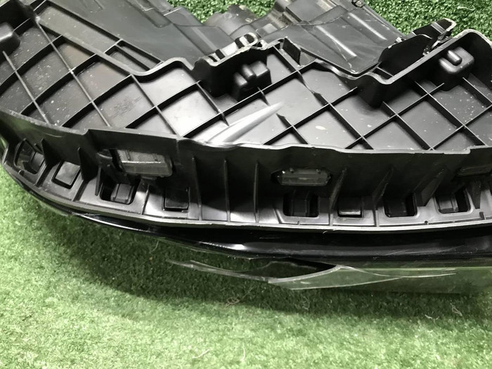 Битая Фара левая Geely Emgrand 2 (2021-н.в.) LED