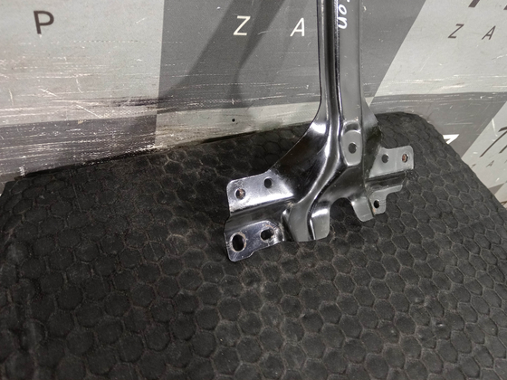 Кронштейн замка капота Haval Jolion 21-нв Б/У Оригинал 8402100XGW02A
