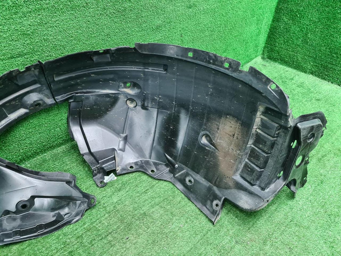 Подкрылок передний правый Nissan X-Trail Т32 13-19