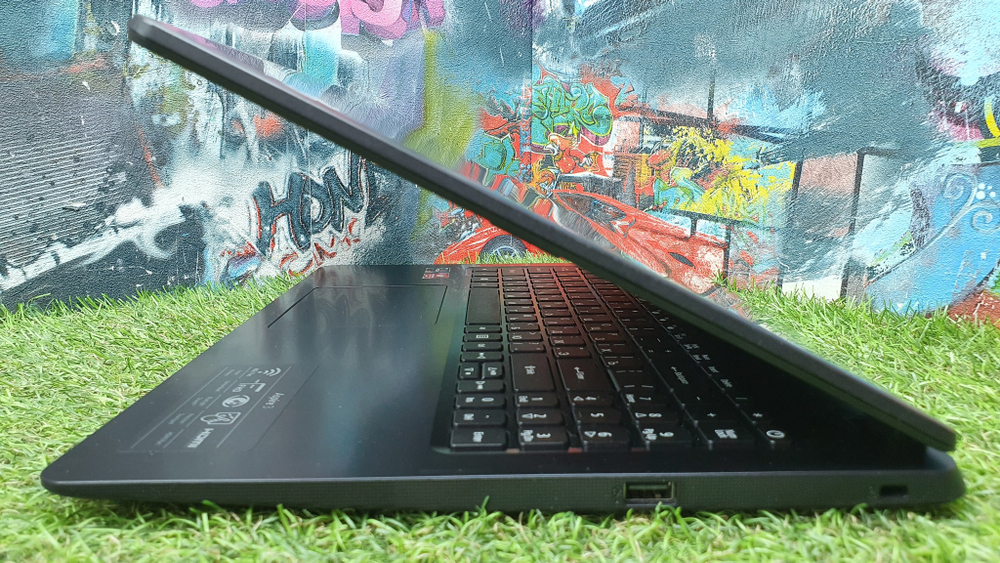 Ноутбук Acer Ryzen 5/4 Gb/FHD покупка/продажа