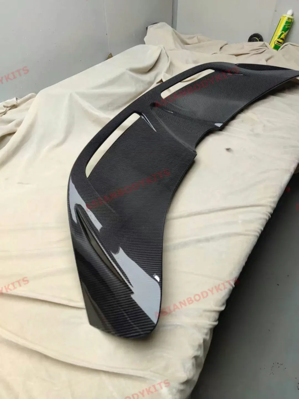 Карбоновый спойлер-крыло для McLaren 720S 2017-2023 МакЛарен тюнинг