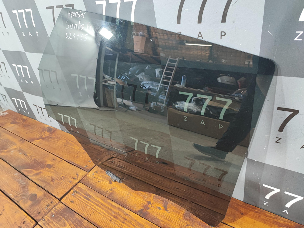 Стекло двери задней правой Hyundai ix55 (EN) 08-13 Б/У Оригинал 834213J020