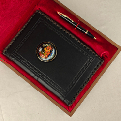 Ежедневник А5 "Русская тройка" (обложка из натуральной кожи) с росписью Палех и ручкой в футляре