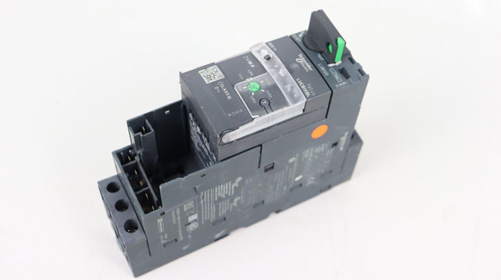 Schneider Electric LUB120 + LUCB1XBL