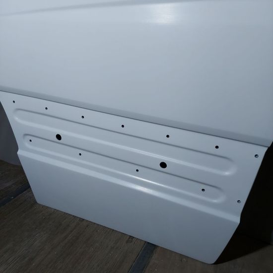 Дверь передняя левая (водительская) для Mercedes Sprinter W906/ VW Crafter